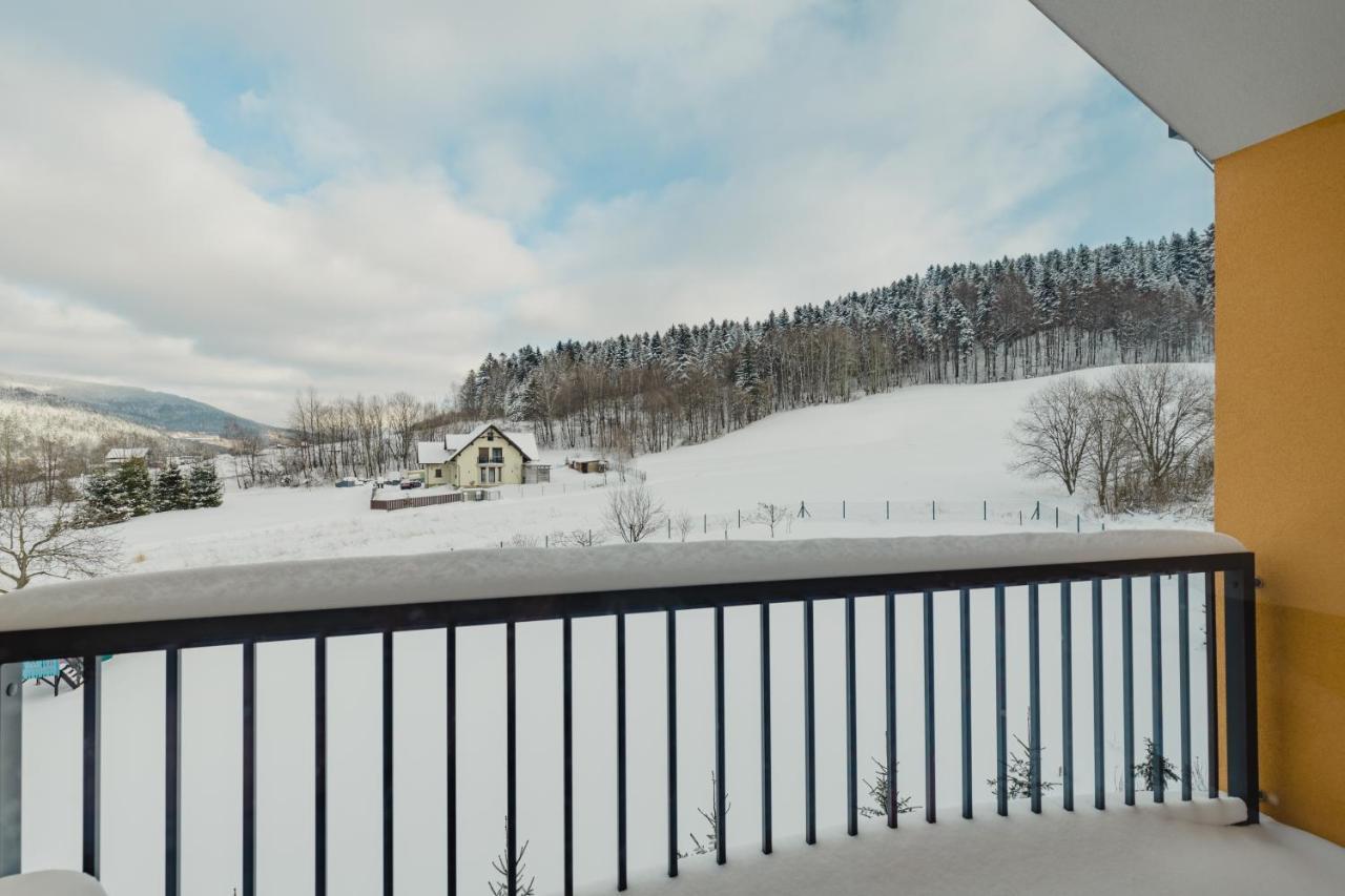 Szczyrk Ptasie Apartamenty Nowosc Z Widokiem Na Gory エクステリア 写真